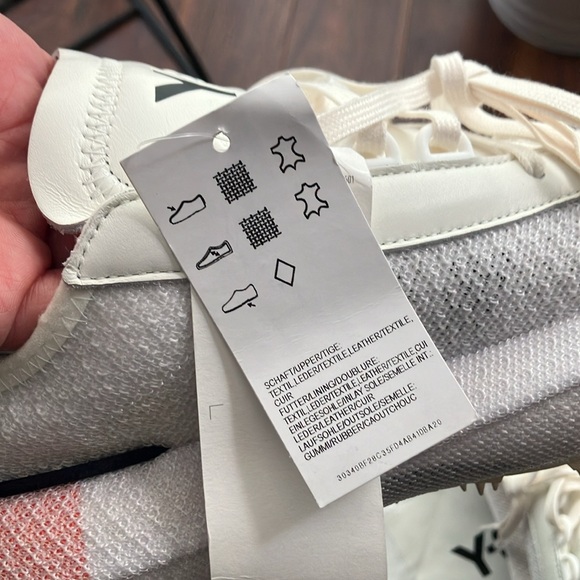 Y-3 - Picture 16 of 16